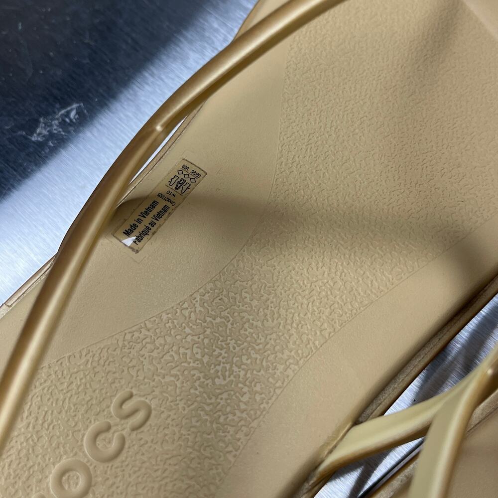 Crocs Sandals Women's Size 10 Miami Thong Metallic Gold Flip Flops - Picture 3 of 4